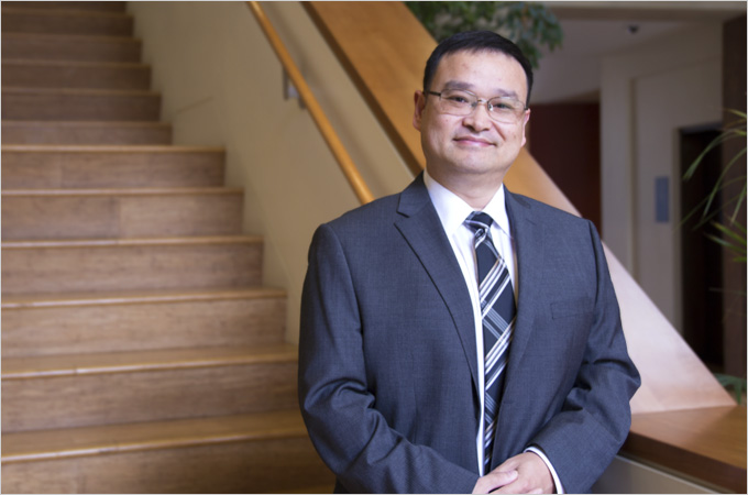 Mechanical Engineering Professor Xiaobo Yin wins Xplorer Prize 2022