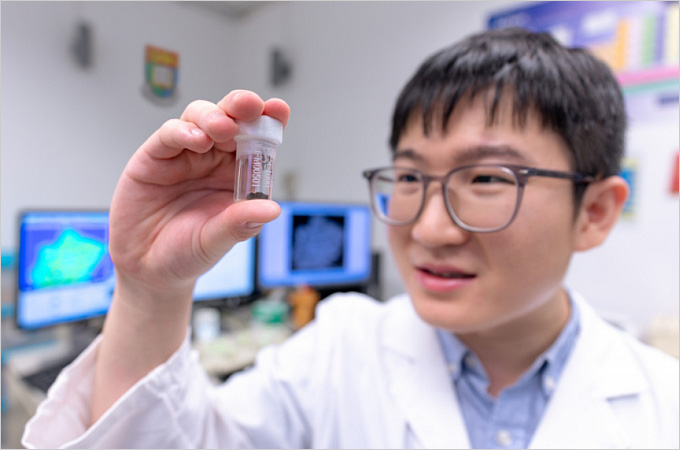 The First in Hong Kong to retrieve Lunar Samples