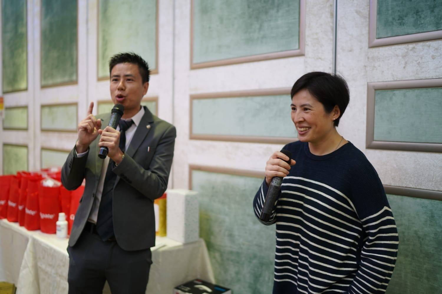 Dental class of 1999 B