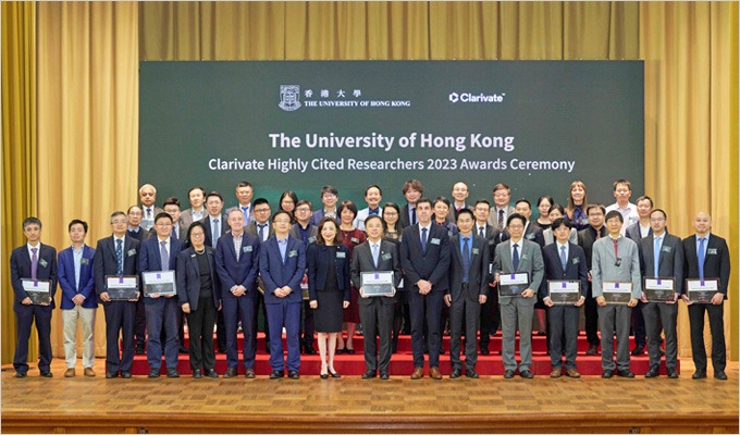 eConnect: HKU honours 51 Highly Cited Researchers | HKUMed develops dual anti-tumour vaccine | 330 million steps to the Paris Olympics | Add Colour to Your Personalised Tile | 氣候訊息披露法規發展新里程