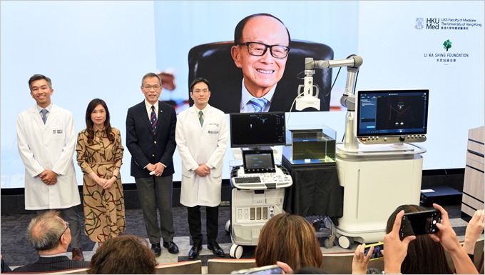 Donation of Asia’s first world-class medical device to HKU Li Ka Shing Faculty of Medicine – the Histotripsy Technology: a non-invasive, painless, highly efficient surgery for liver cancer